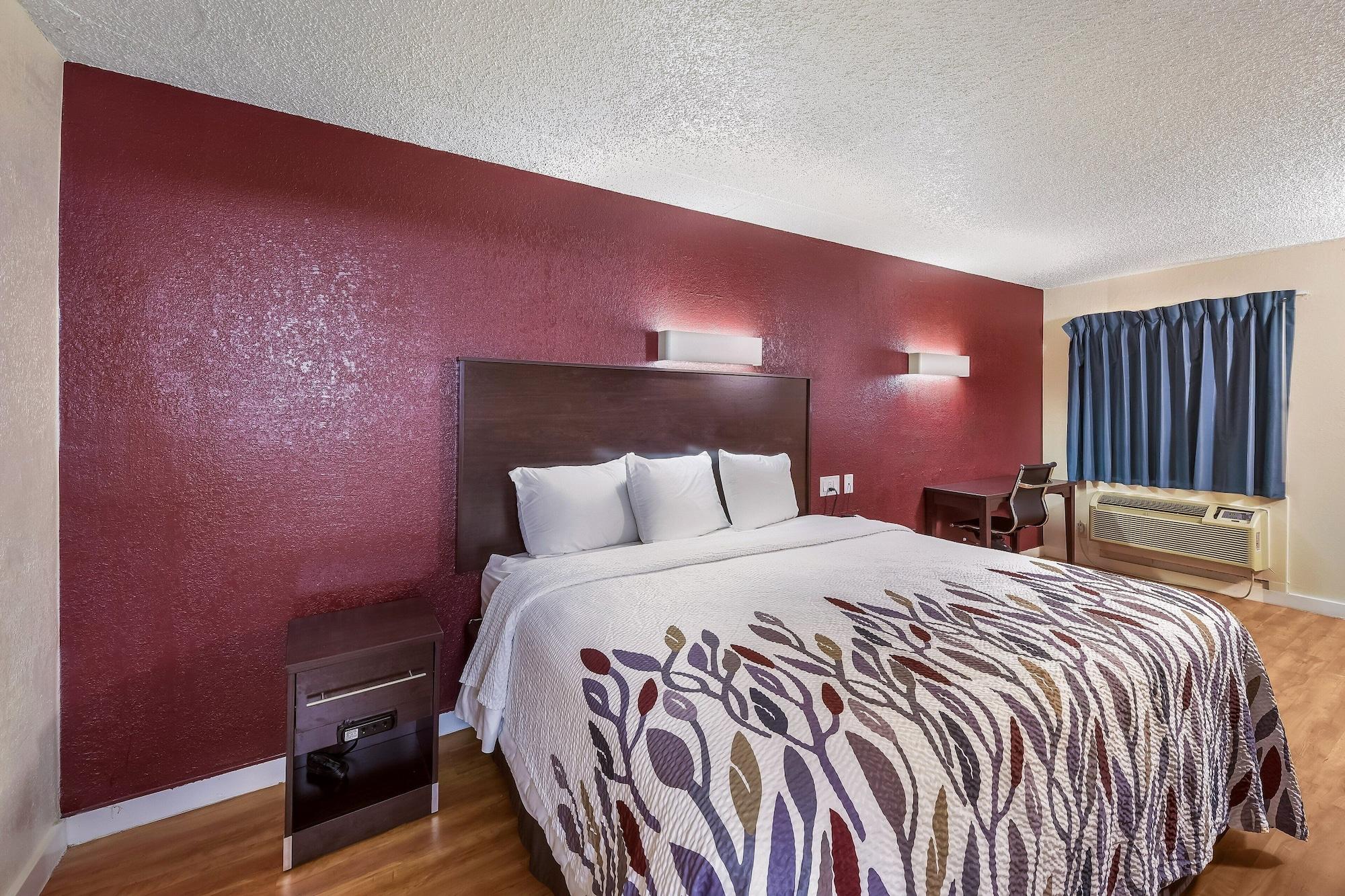 Red Roof Inn Плано Экстерьер фото