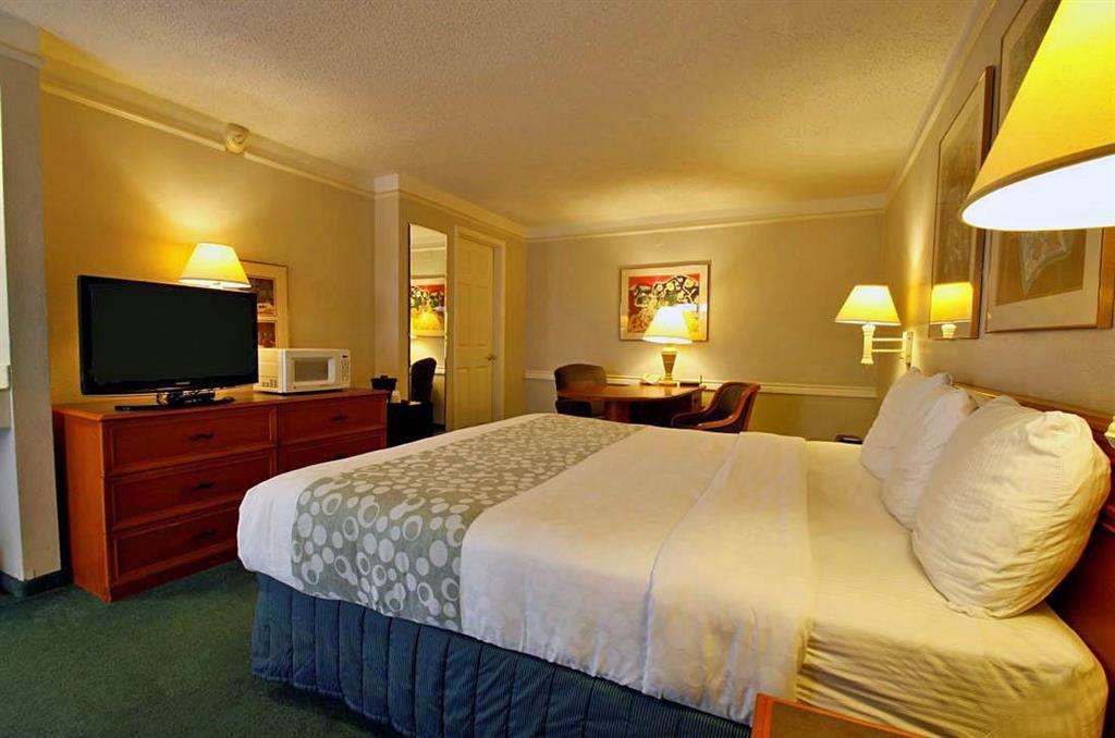 Red Roof Inn Плано Номер фото