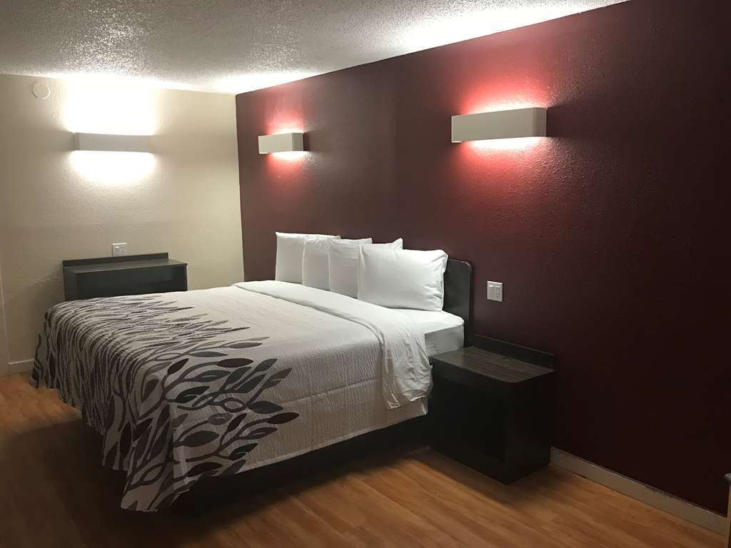 Red Roof Inn Плано Экстерьер фото