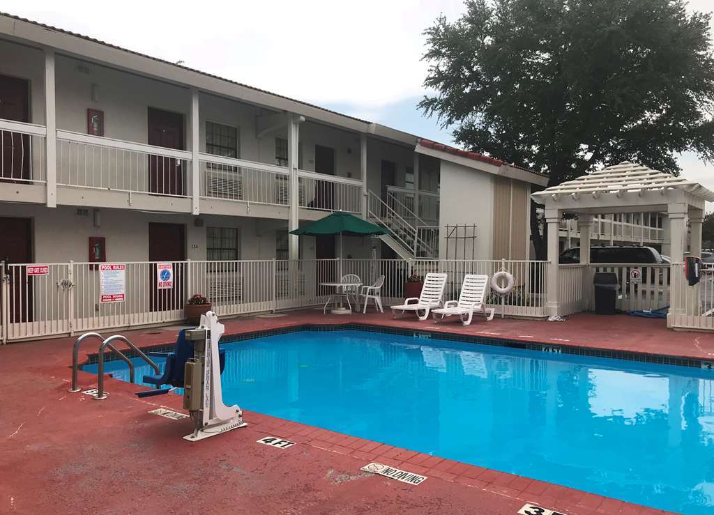 Red Roof Inn Плано Экстерьер фото