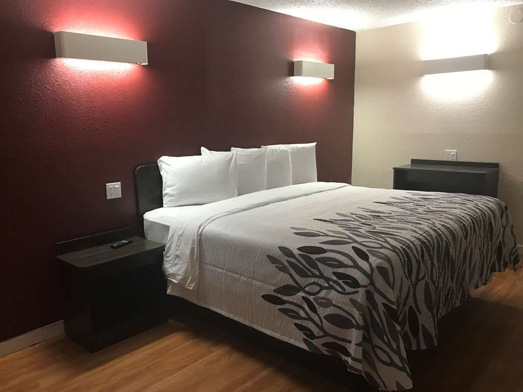 Red Roof Inn Плано Номер фото