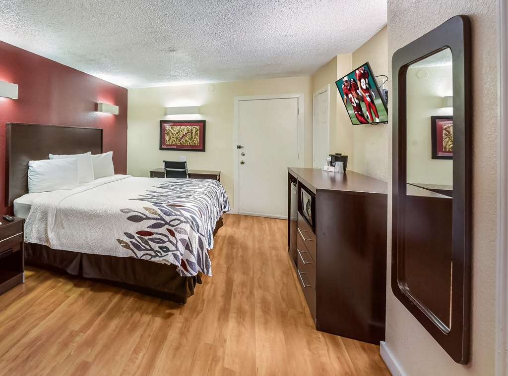 Red Roof Inn Плано Номер фото